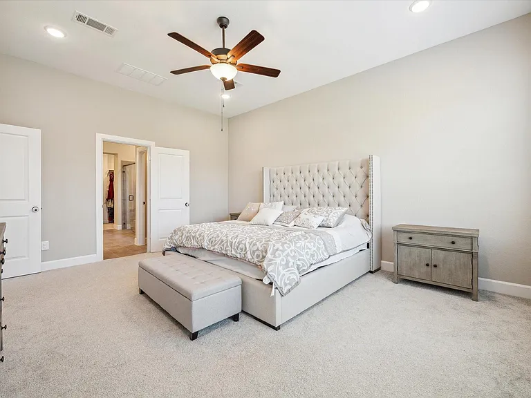 11718 Lost Maples Springs Dr — Photo 22