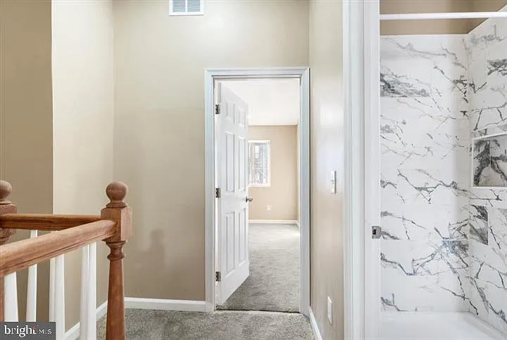424 S Eden St — Photo 25