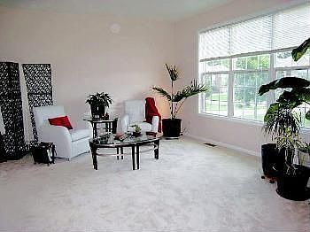 3rd image of 3070 Cabot Way