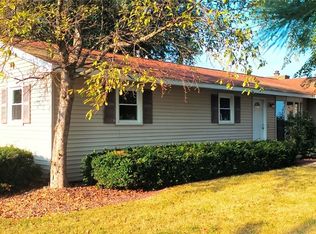 17 Roley Ests, Sullivan, IL 61951