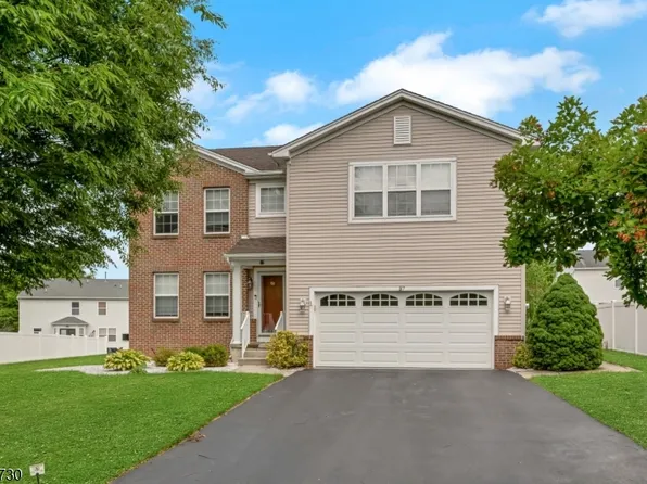 37 Lambert St, Washington Boro, NJ 07882