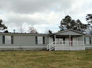 570 Pebblebrook Ln, Trenton, GA 30752