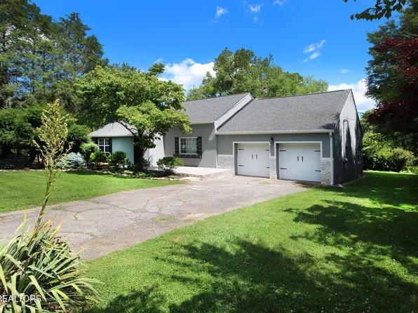 3400 Kenilworth Ln, Knoxville, TN 37917