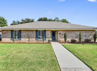 100 Bob White Loop, Lafayette, LA 70508