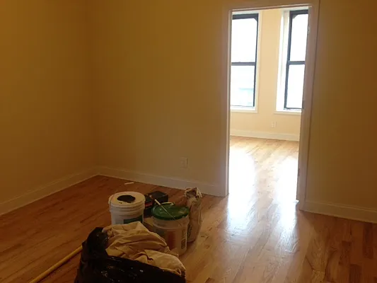 Rented by Beekman Street Realty | media 43