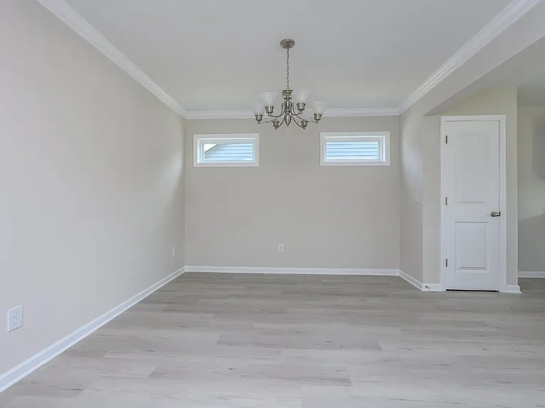 105 Bruinen Dr — Photo 9