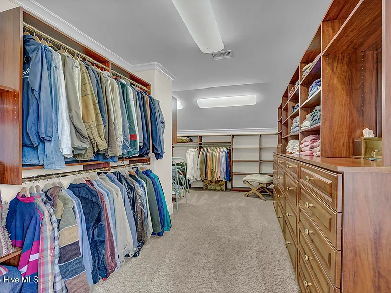 806 Paoli Ct — Photo 48
