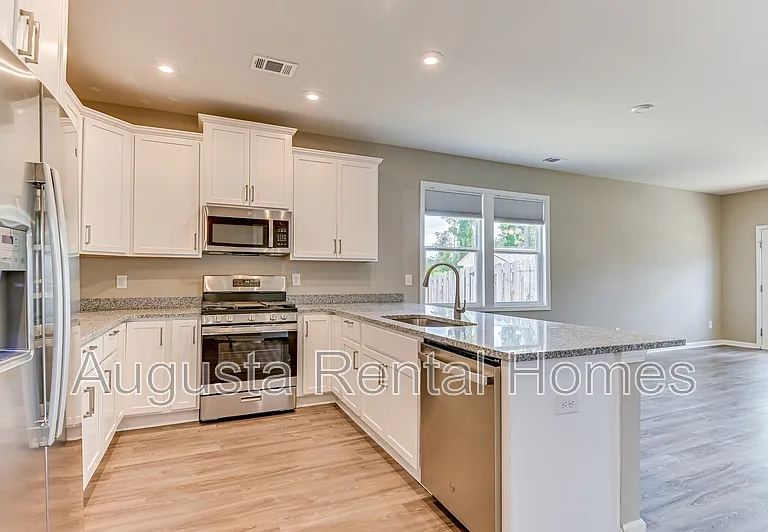 390 Tupelo Pass — Photo 13