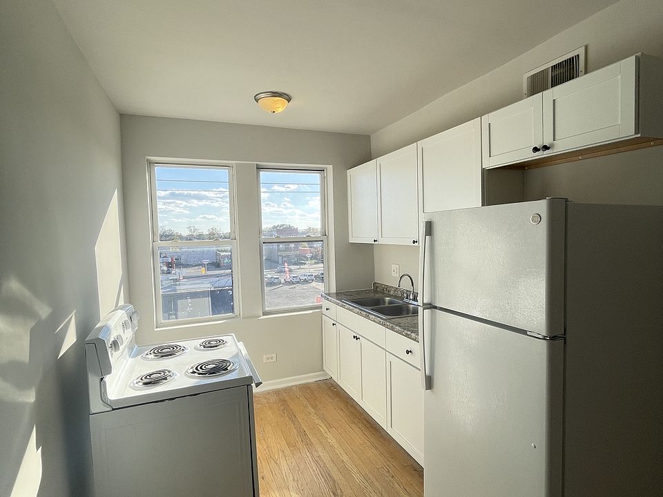 1st image of 2123 S 51st Ct #301