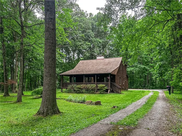 340 Tibbetts Wick Rd, Girard, OH 44420