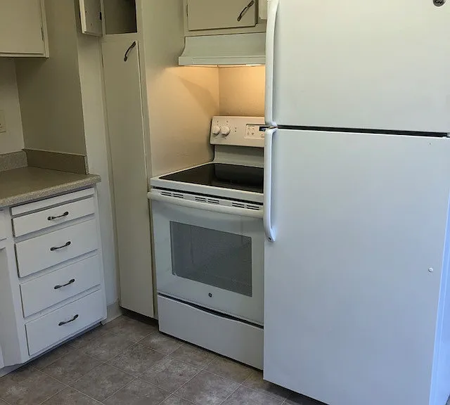 610 Grand Fir Ave #9 — Photo 6