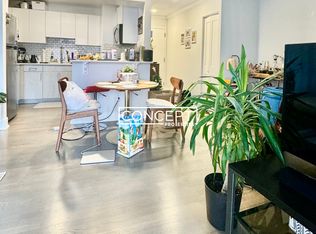 320 Hammond Pond Pkwy #402CP, Chestnut Hill, MA 02467