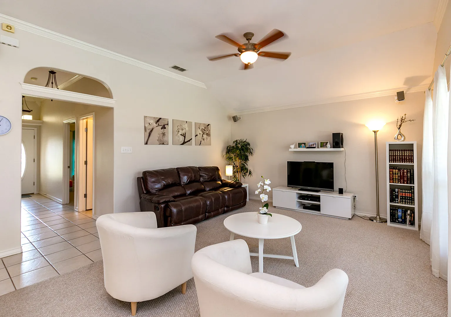7005 Madiera - 3bed/2bath- $2,695/month — Photo 3