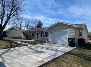 2806 Countryway St, Danville, IL 61832