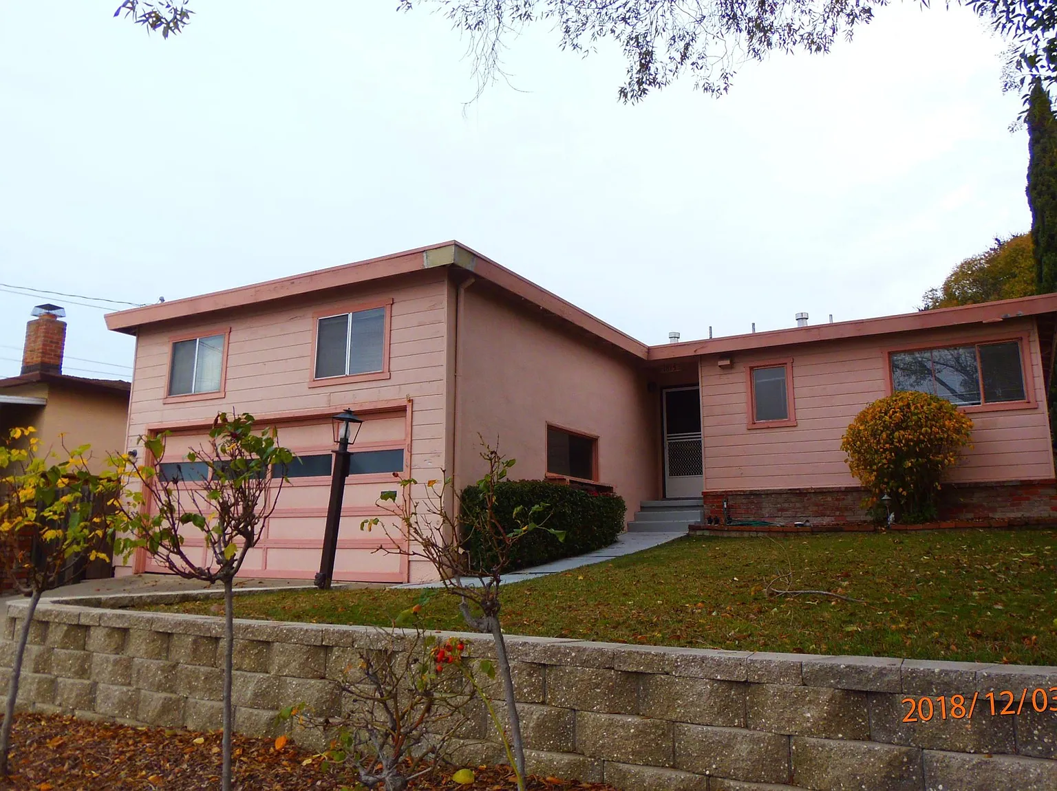 1815 Trym St photo 1