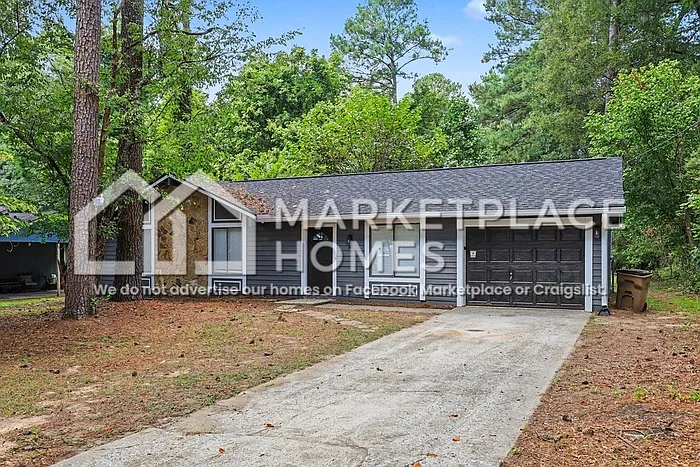 3 bed, 1.5 bath, 1056 sqft, $1,525 — Photo 3