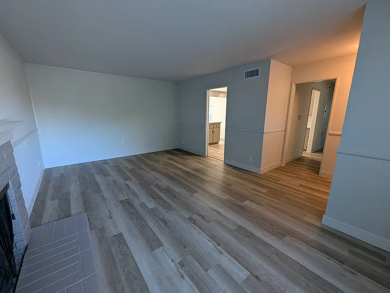 6295 Banner Ct — Photo 10
