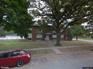 655 Chippewa Dr APT 2, Elgin, IL 60120
