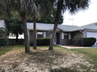 30 Bonaire Pl, Umatilla, FL 32784