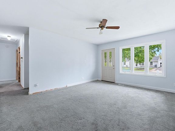 4th image of 6414 Bayberry Dr