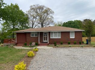 914 Ozora Rd, Loganville, GA 30052