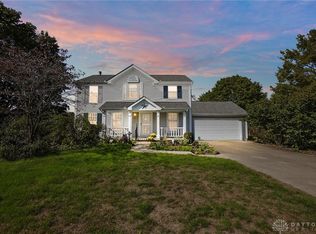 4825 Peacock Rd, Springfield, OH 45502