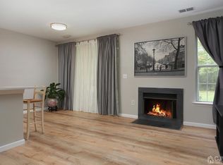 7121 Elm Ct, Monmouth Junction, NJ 08852