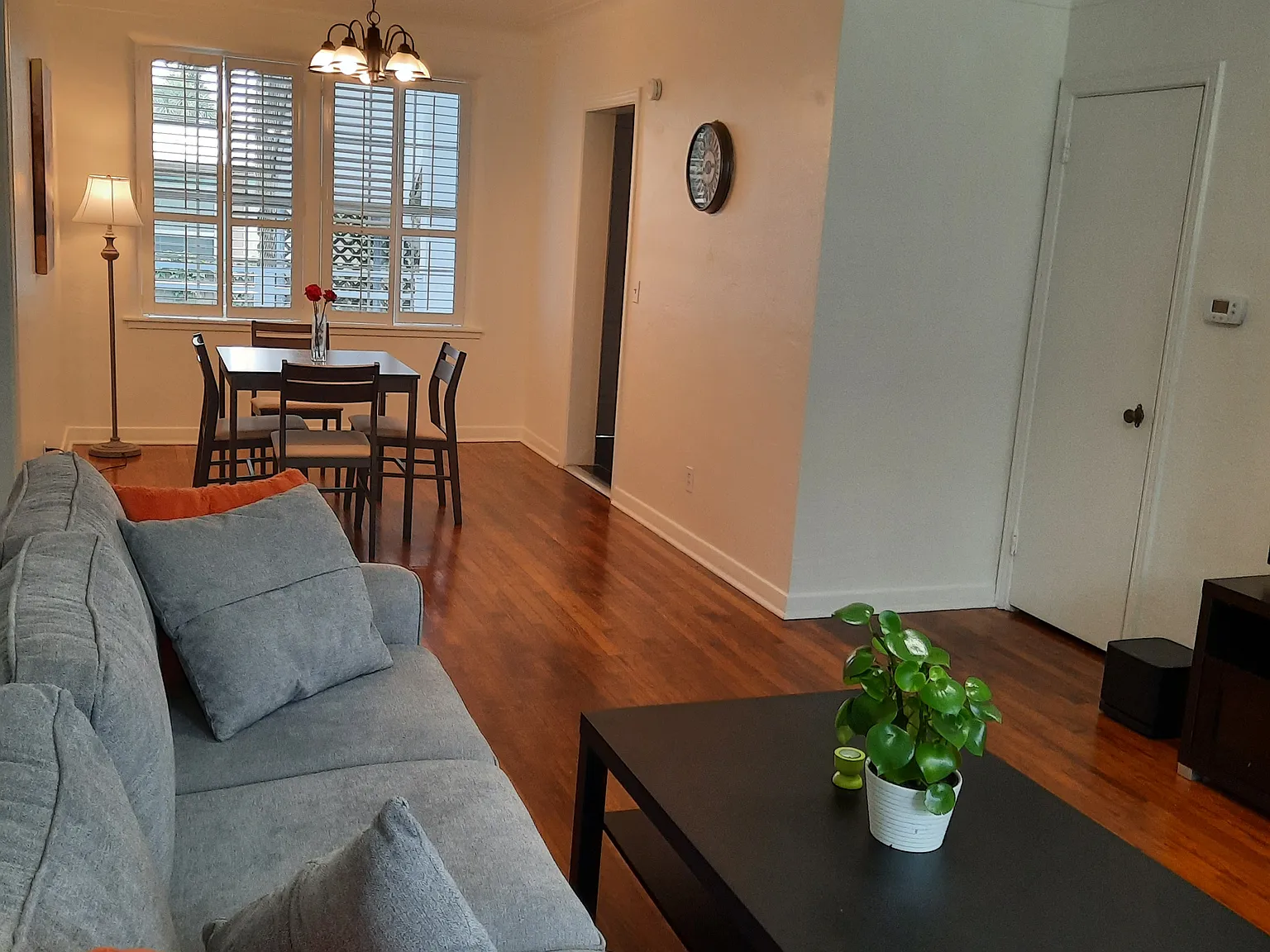 512 Phoenix Ave — Photo 4