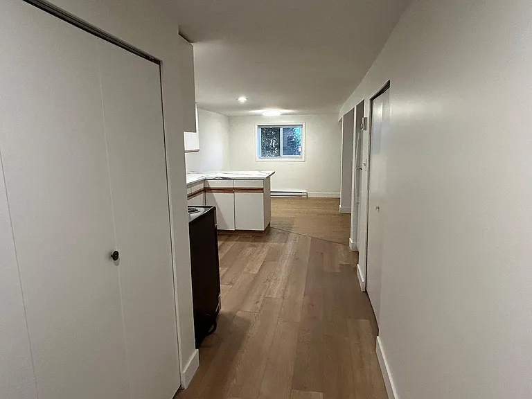 1328 Maple St — Photo 1