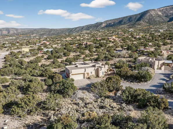 8 & 10 Quail Meadow Rd, Placitas, NM 87043
