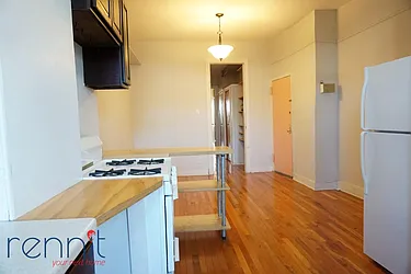 Rented by Rennit Inc.