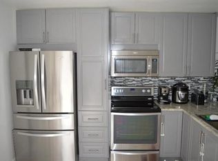 330 Lakewood Cir E, Margate, FL 33063