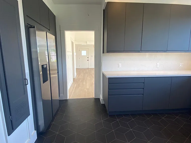 2260 Ewing St — Photo 22