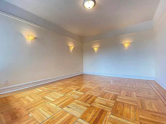 5th image of 45-32 44th St #3C