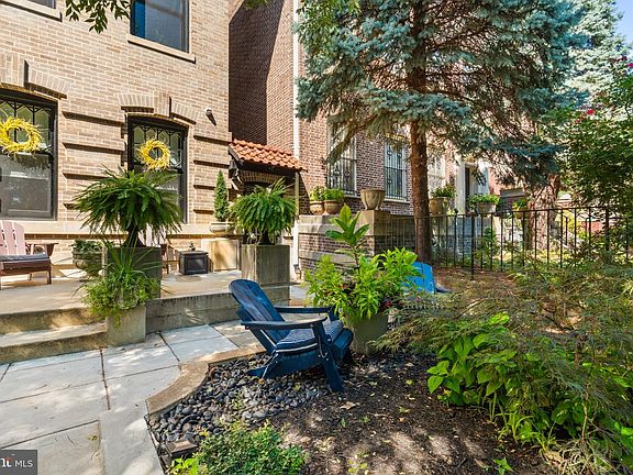 3rd image of 1820 19th St NW APT 4