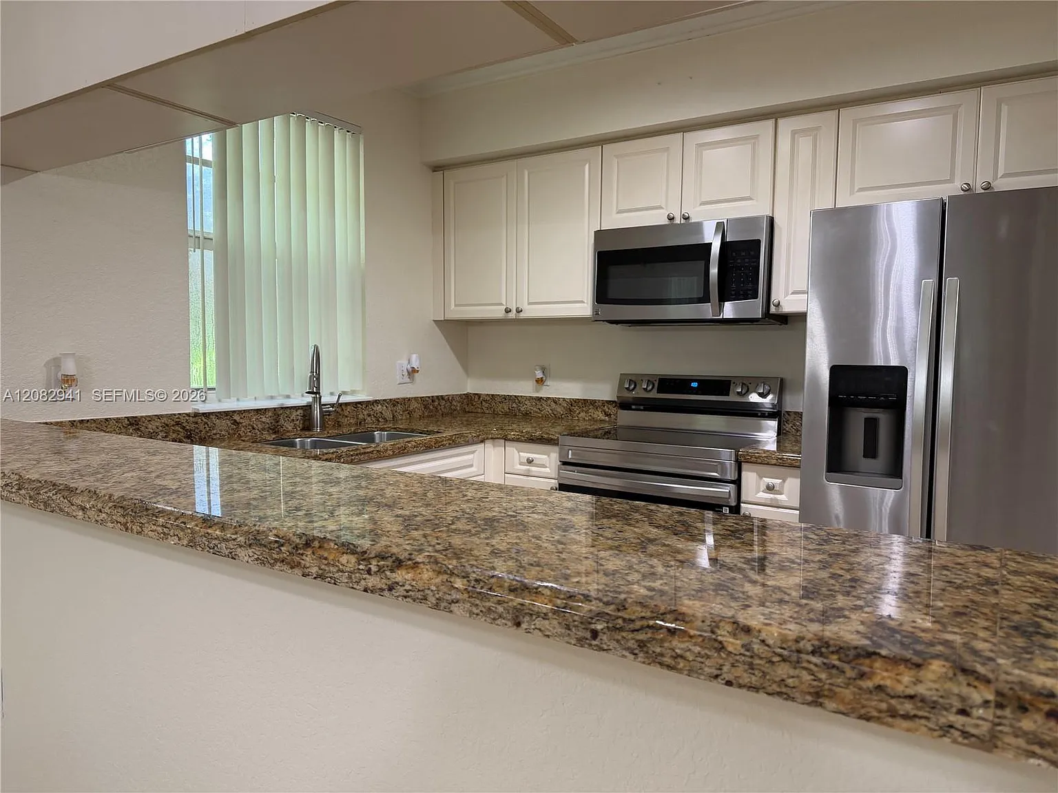 Cypress Pointe At Coral S — Photo 4