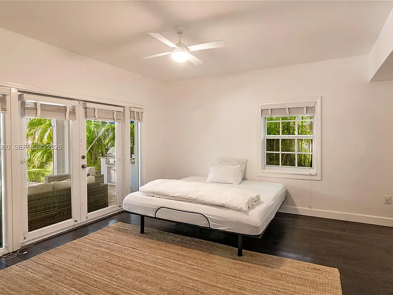 709 Aledo Ave — Photo 18