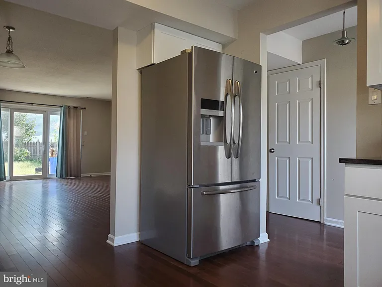 2205 Elberta Ln — Photo 18