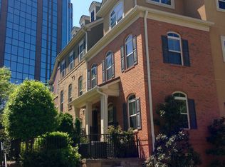 1011 Perimeter Walk, Dunwoody, GA 30338