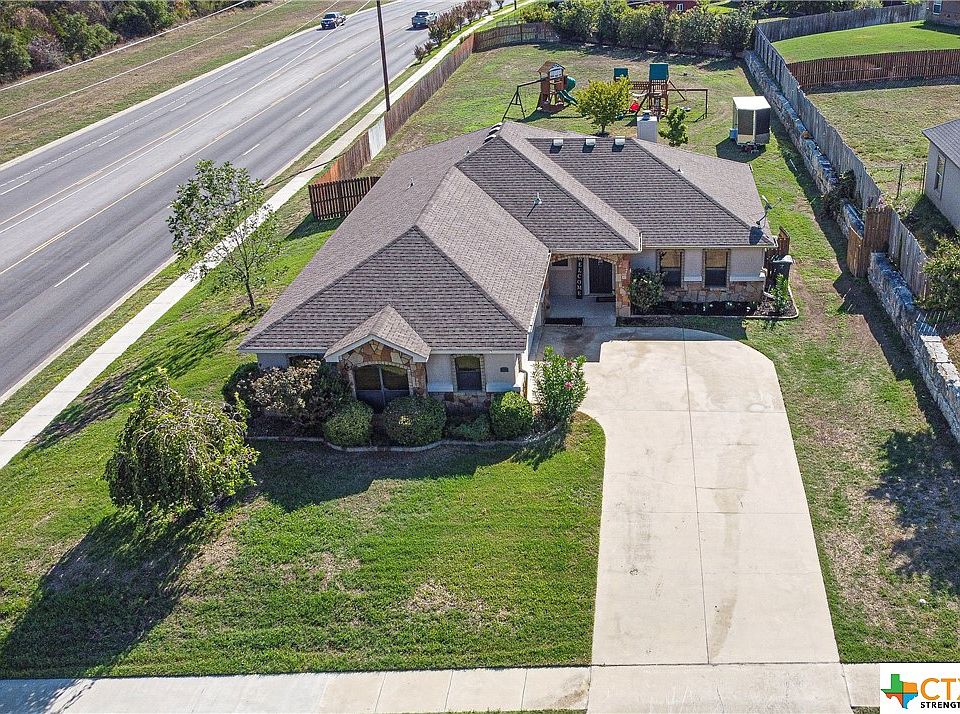 1st image of 4910 Bronze Dr