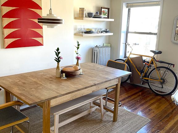 3rd image of 113 President St #4