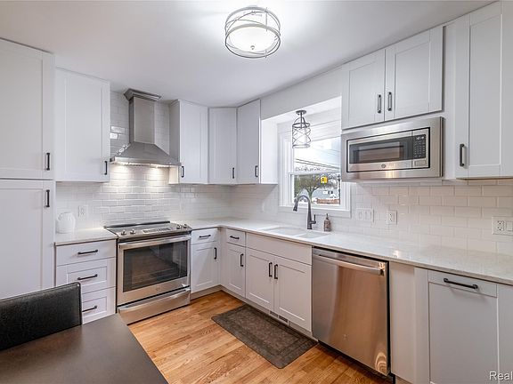 4th image of 7582 Miller Rd