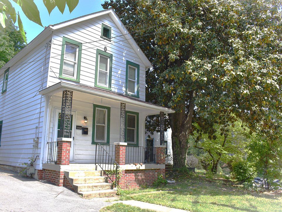 1st image of 3024 Stanton Rd SE