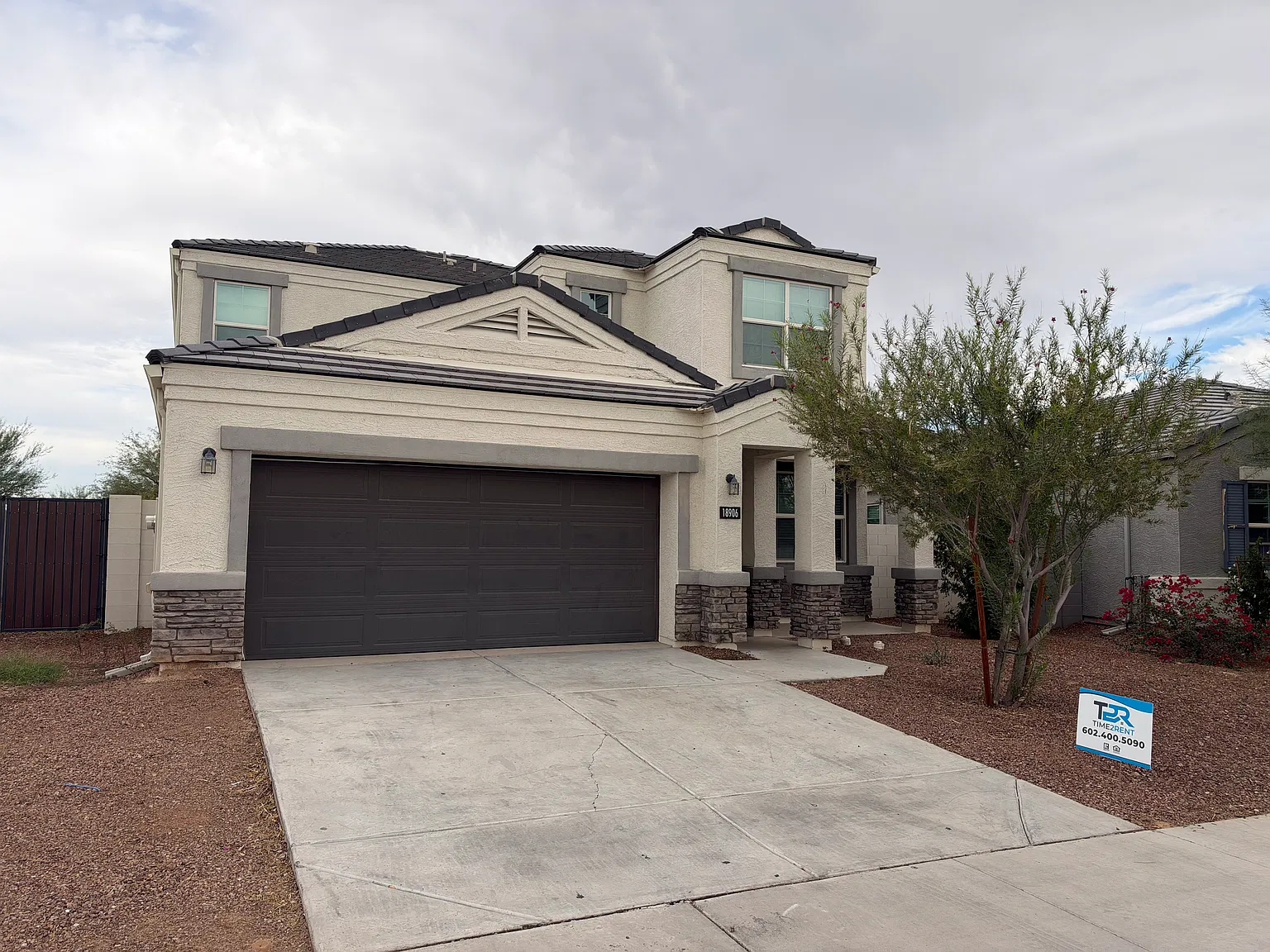 4 bed, 3.0 bath, 2674 sqft, $2,295 — Photo 3