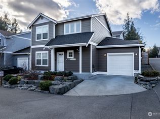 26795 Red Maple Ln NE, Kingston, WA 98346