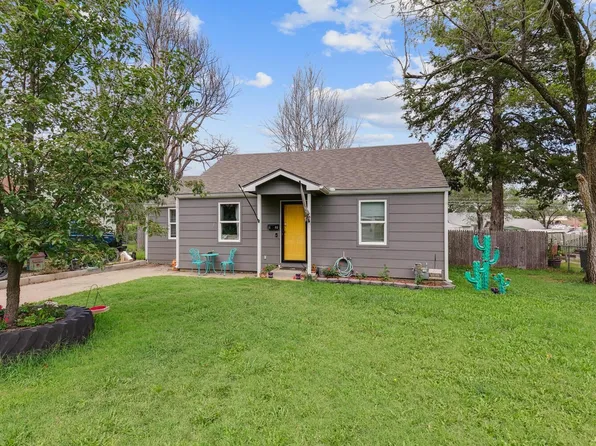 1608 N Moyle St, Augusta, KS 67010