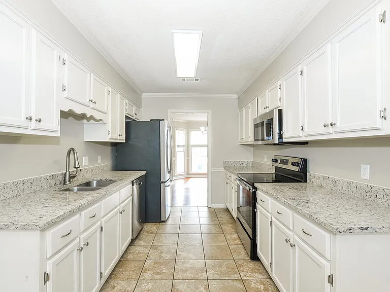 4378 Bunker Hill Dr — Photo 9