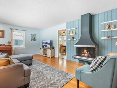 4717 W 111th St, Minneapolis, MN, 55437