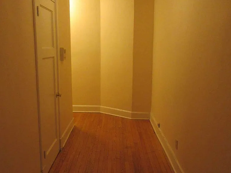 1982 N Prospect Ave #1B — Photo 14