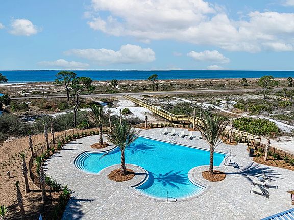 Community pool within walking distance